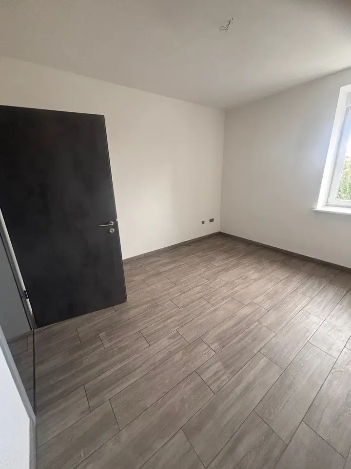 2 Zimmer Wohnung mit 68 m² in Riesa – Bild 4