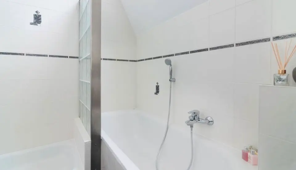 WG-Zimmer mit 75 m² in Frankfurt am Main – Bild 9