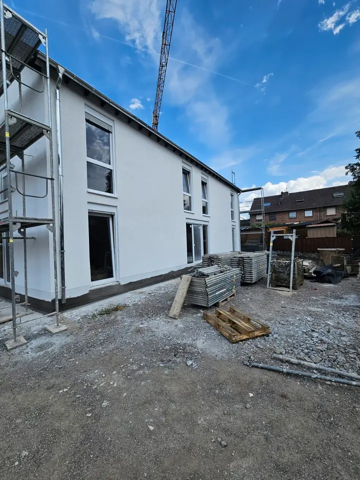5 Zimmer Haus mit 157 m² in Bergisch Gladbach – Bild 2