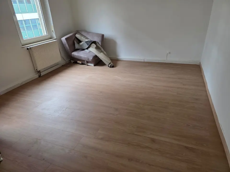 7 Zimmer Haus mit 100 m² in Karlsruhe – Bild 1