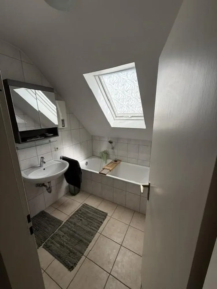 3 Zimmer Wohnung mit 95 m² in Aachen – Bild 4