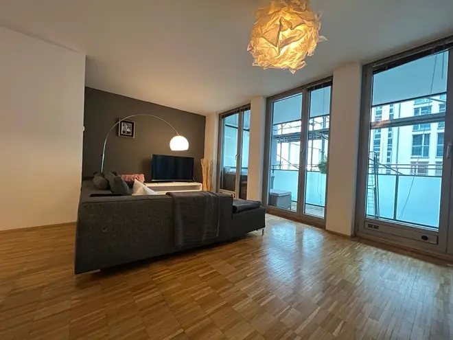 2 Zimmer Wohnung mit 70 m² in München – Bild 1