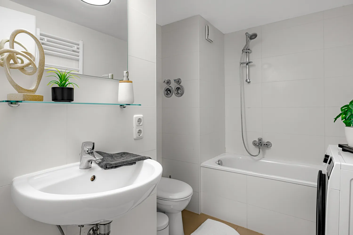1 Zimmer Wohnung mit 32 m² in München – Bild 2