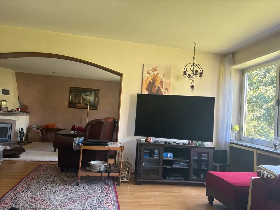 4 Zimmer Haus mit 170 m² in Saarbrücken – Bild 1