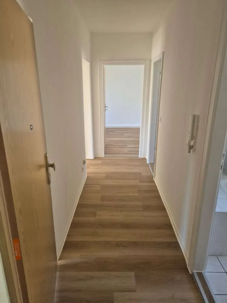 3 Zimmer Wohnung mit 68 m² in Weißenfels – Bild 1