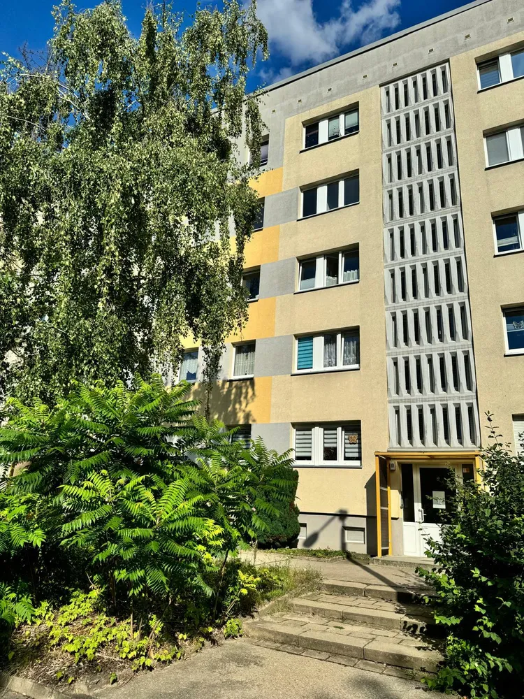 3 Zimmer Wohnung mit 60 m² in Halle (Saale) – Bild 2