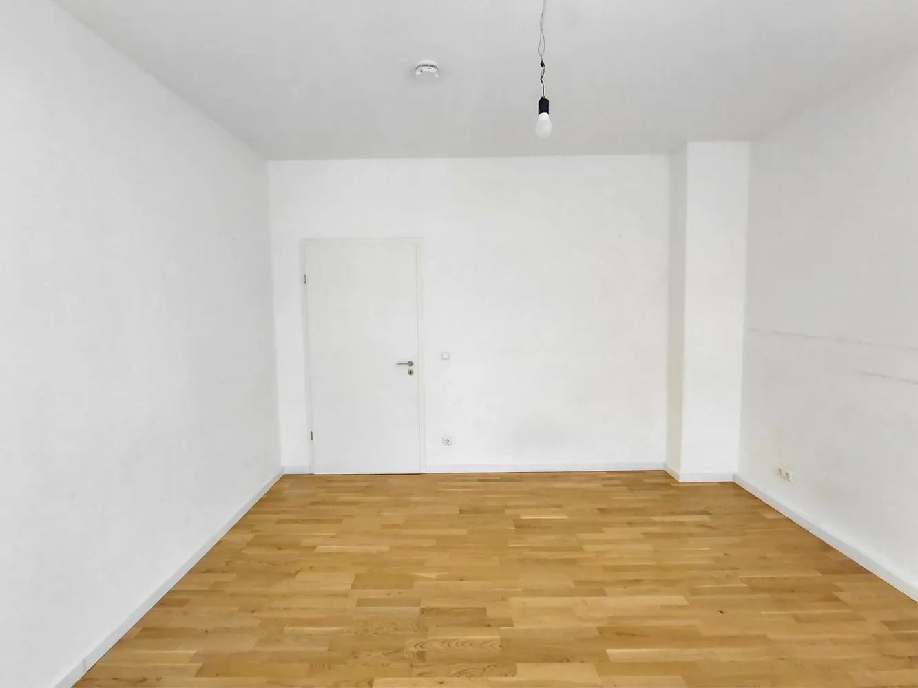 4 Zimmer Wohnung mit 95 m² in Plauen – Bild 11