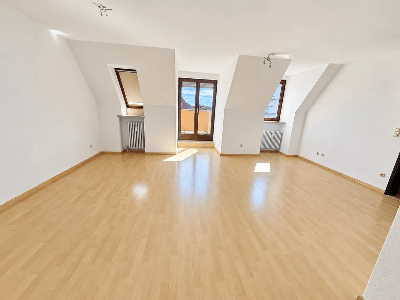 3 Zimmer Wohnung mit 90 m² in Augsburg – Bild 7