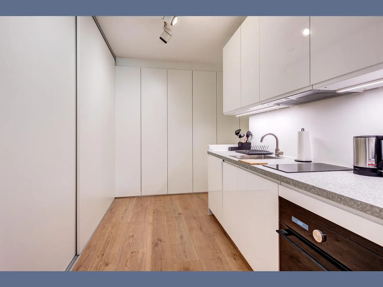 1 room apartment with 66 m² in Munich – Photo 7
