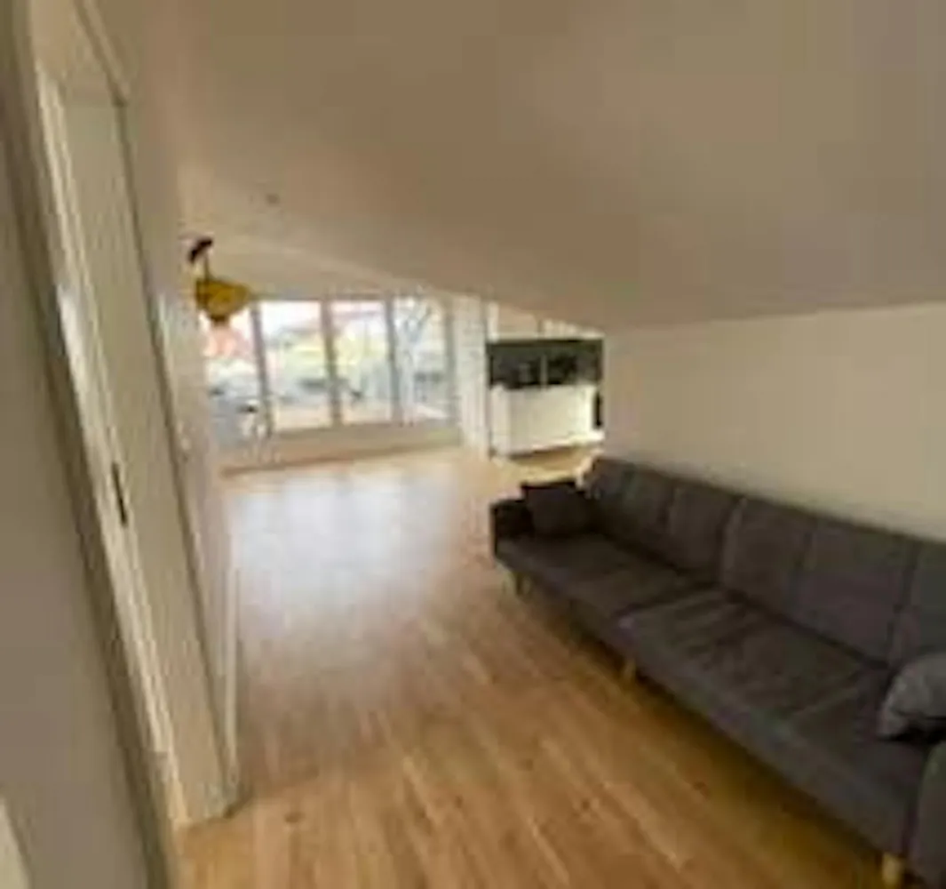 WG-Zimmer mit 12 m² in Stuttgart – Bild 1