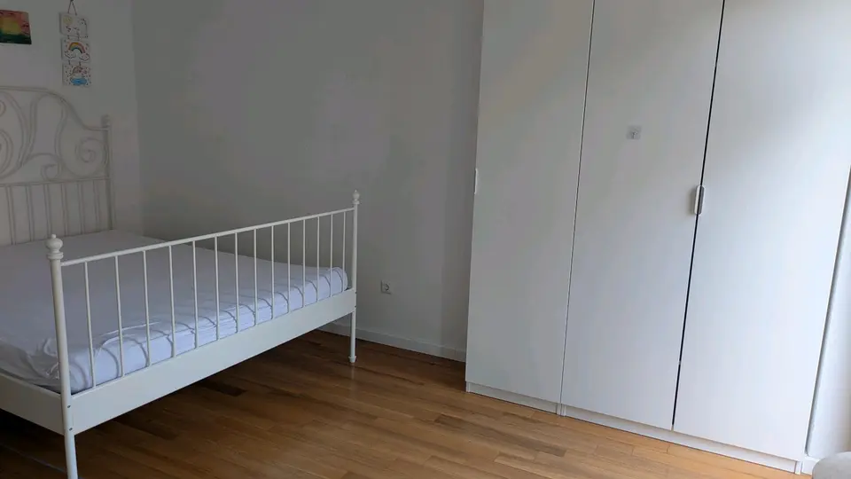 WG-Zimmer mit 11 m² in Düsseldorf – Bild 2
