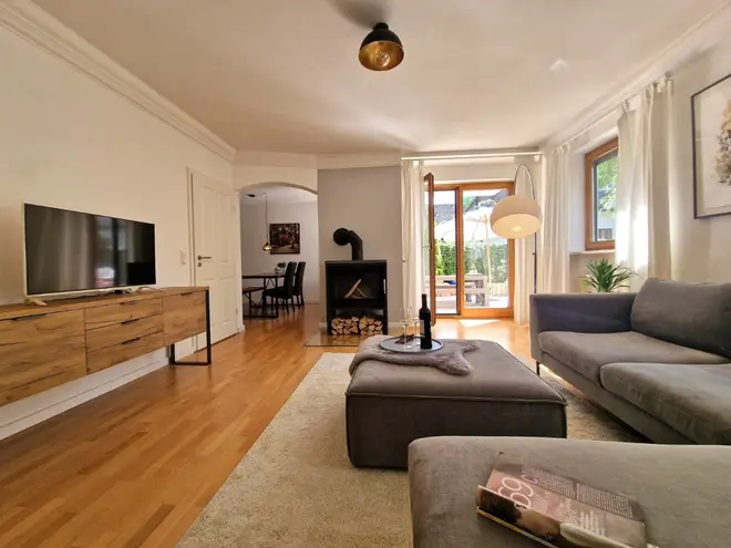 6 Zimmer Haus mit 165 m² in München – Bild 3
