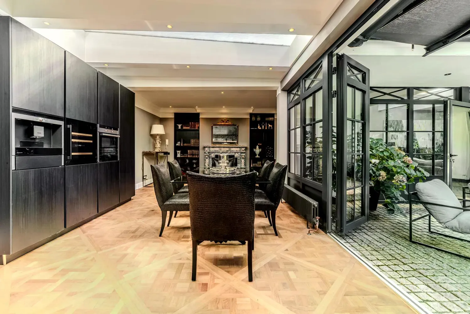 5 Zimmer Wohnung mit 185 m² in Hamburg – Bild 12