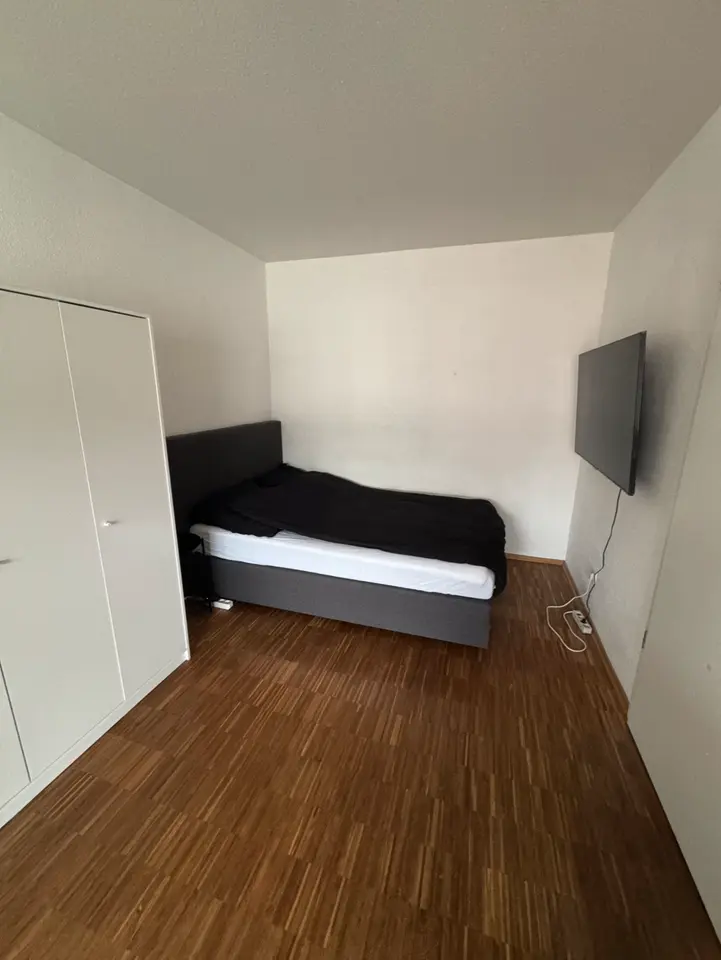 WG-Zimmer mit 15 m² in Karlsruhe – Bild 1