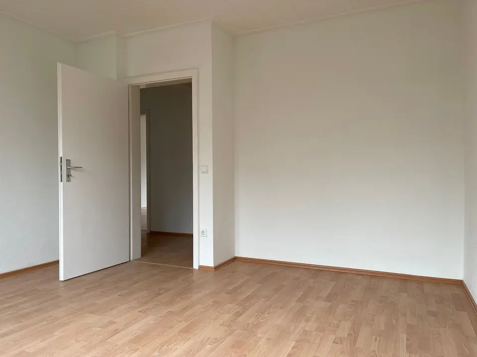 3 Zimmer Wohnung mit 74 m² in Duisburg – Bild 4