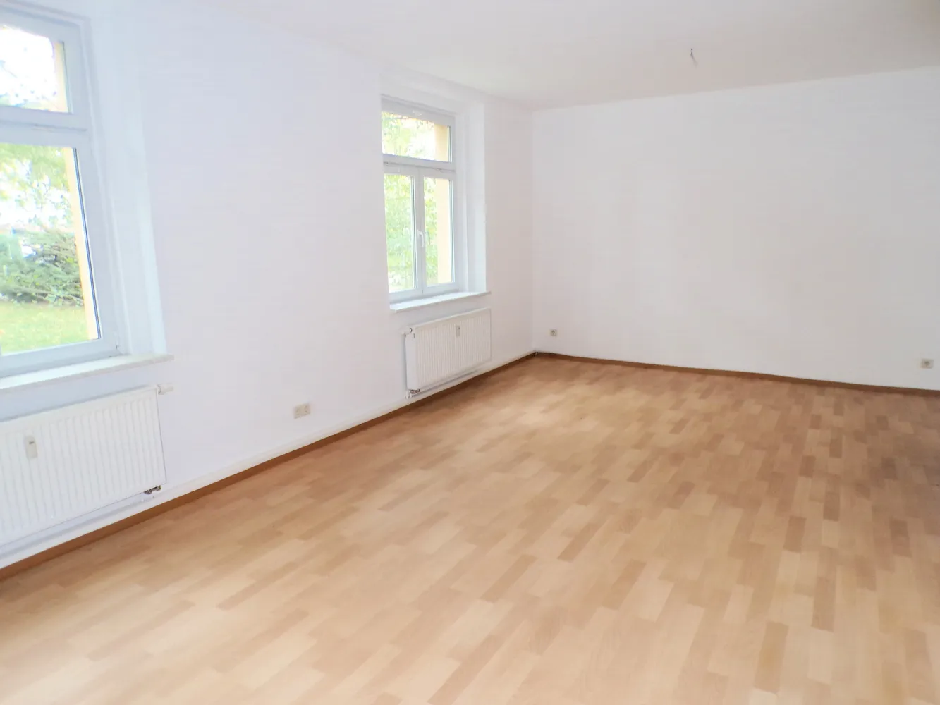 2 Zimmer Wohnung mit 60 m² in Werdau – Bild 4