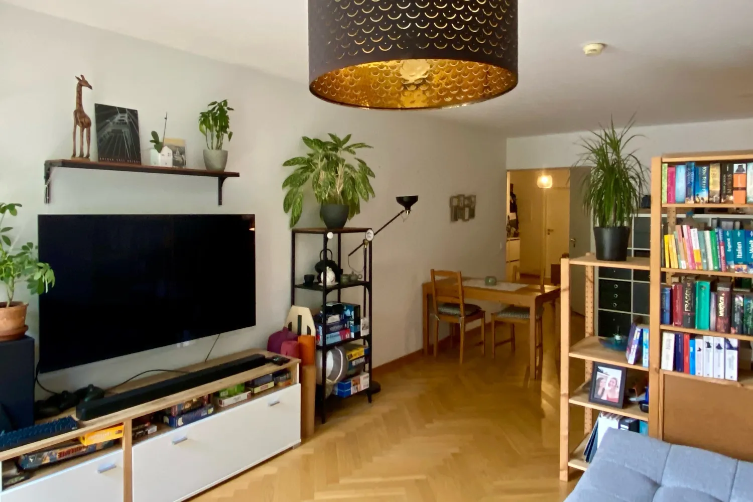 2 Zimmer Wohnung mit 65 m² in München – Bild 4