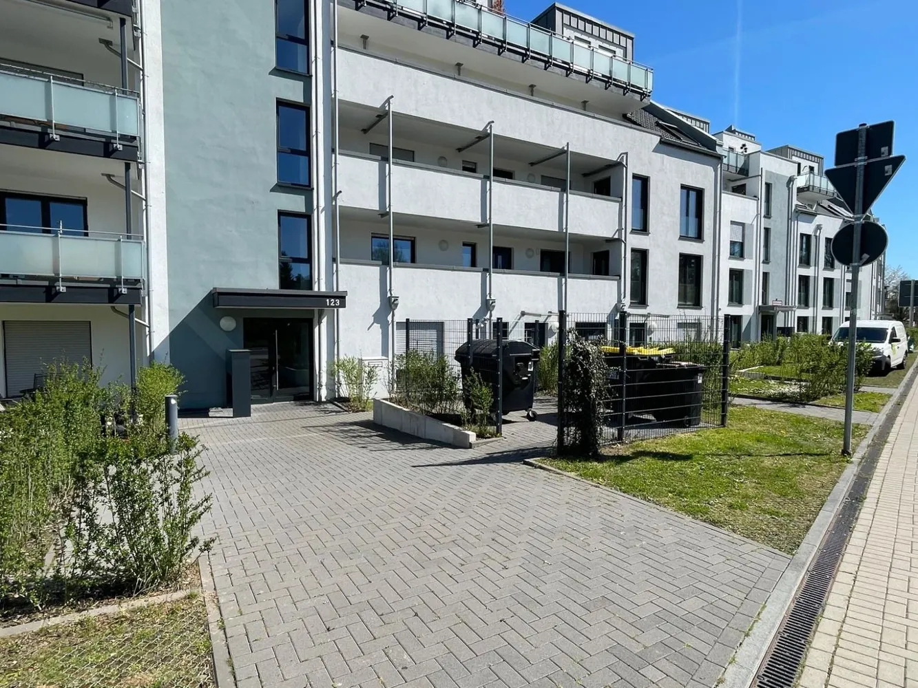 3 room apartment with 90 m² in Brühl – Photo 4