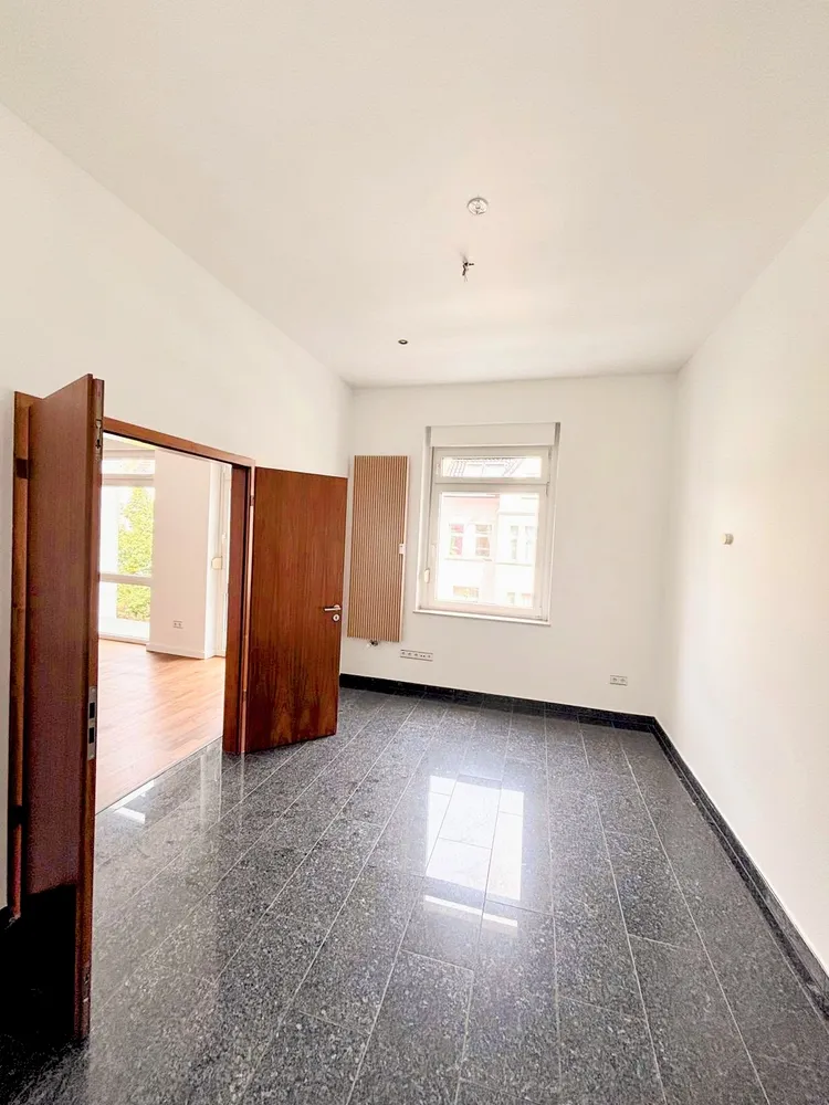 3 Zimmer Wohnung mit 145 m² in Düsseldorf – Bild 11