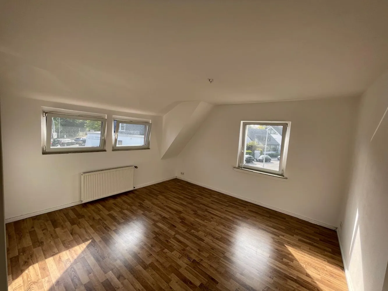 4 Zimmer Wohnung mit 108 m² in Hilden – Bild 3