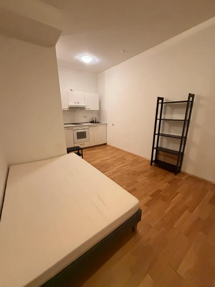1 Zimmer Wohnung mit 25 m² in Köln – Bild 1