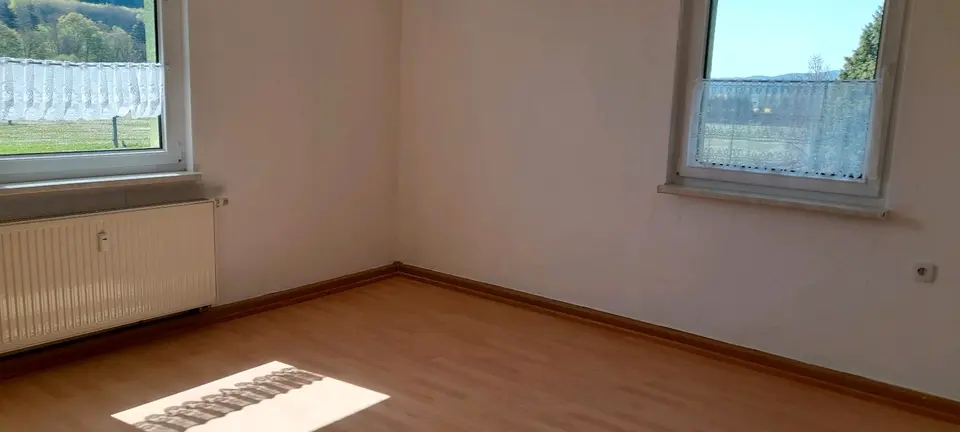 2 Zimmer Wohnung mit 58 m² in Schmalkalden – Bild 2