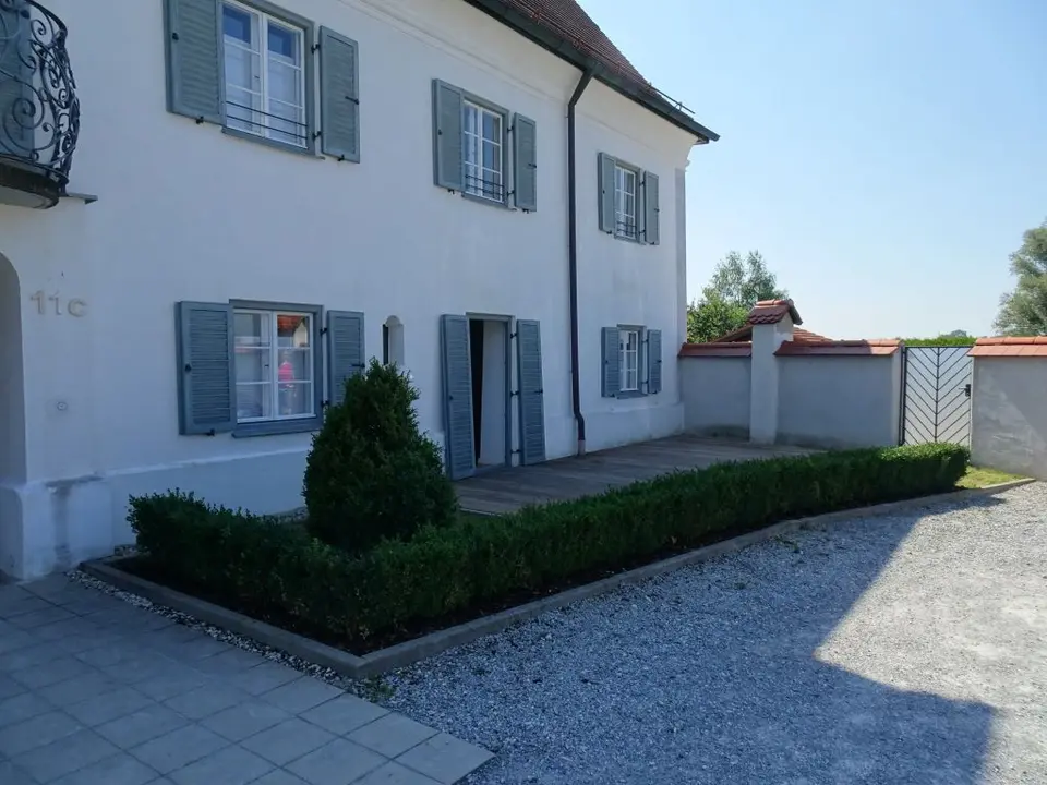 5 Zimmer Wohnung mit 105 m² in Traunstein – Bild 2