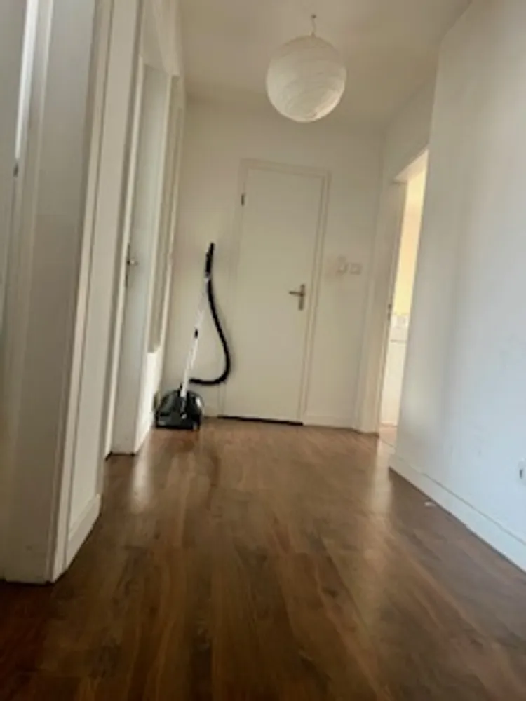 2 Zimmer Wohnung mit 64 m² in Wedel – Bild 3