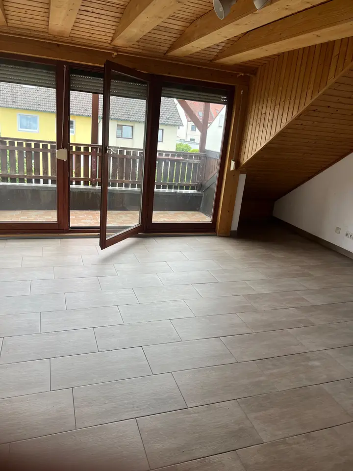 3 Zimmer Wohnung mit 60 m² in Erlangen – Bild 2
