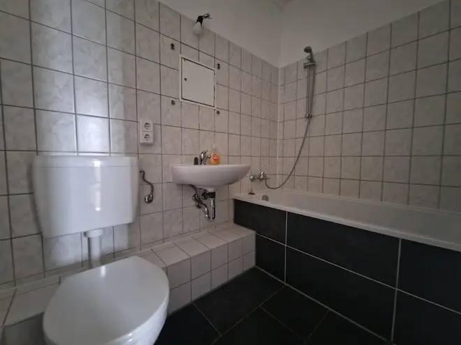 2 Zimmer Wohnung mit 42 m² in Halle (Saale) – Bild 5