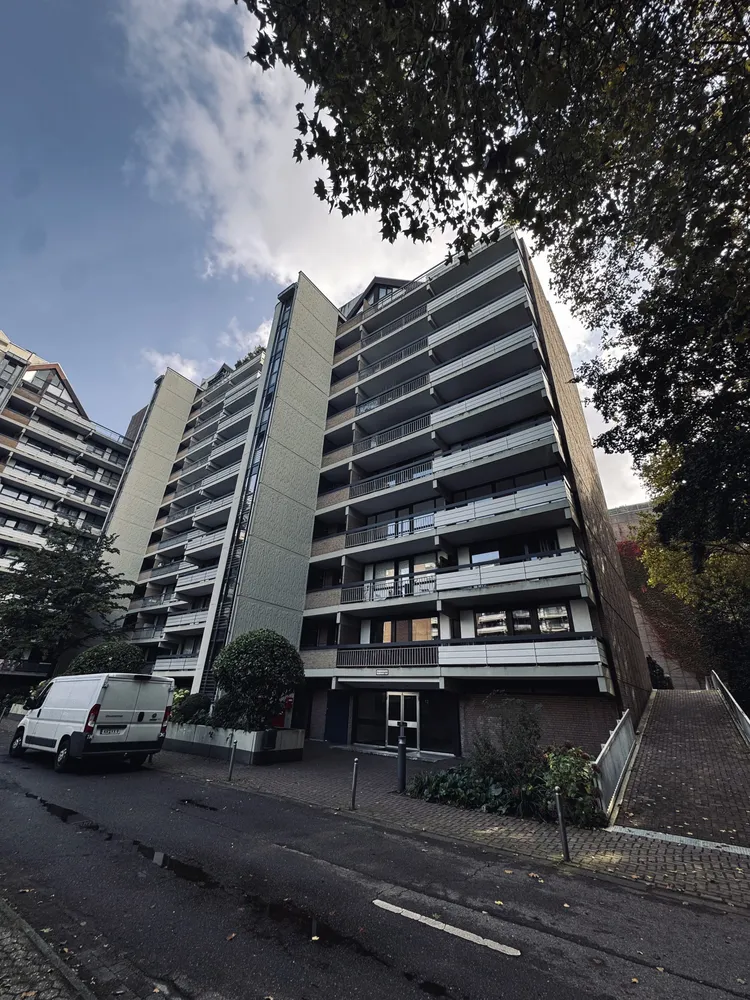 3 Zimmer Wohnung mit 93 m² in Köln – Bild 1