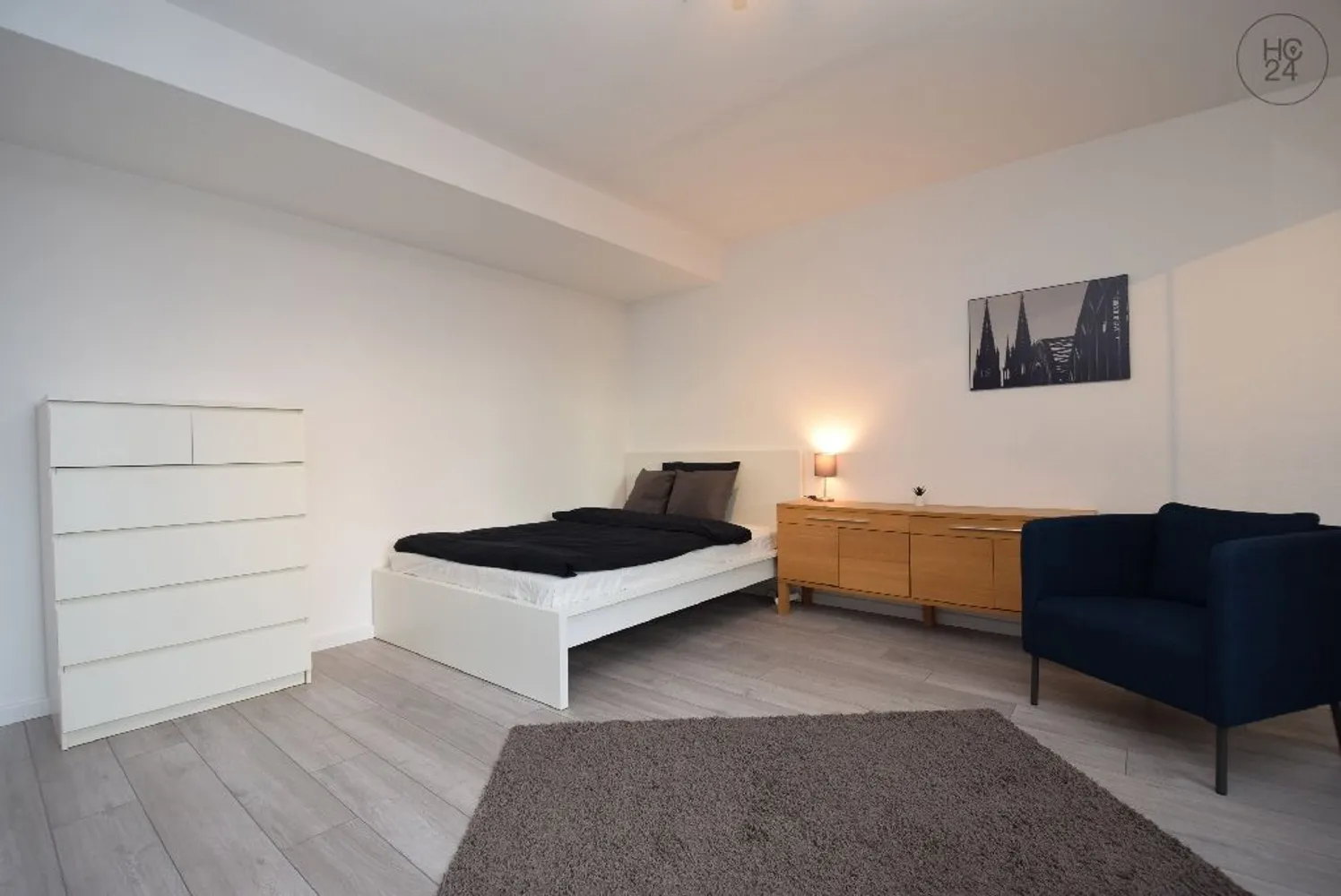 1 Zimmer Wohnung mit 30 m² in Köln – Bild 2