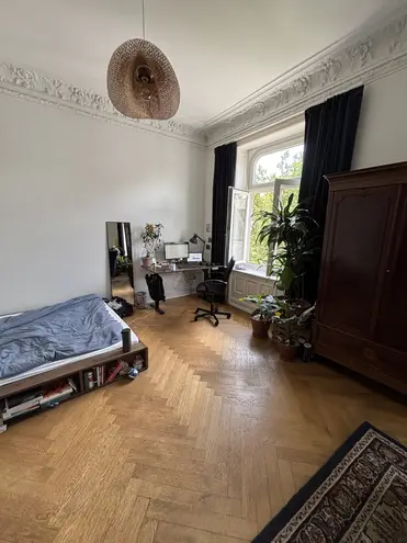 7 Zimmer Wohnung mit 218 m² in Hamburg – Bild 7