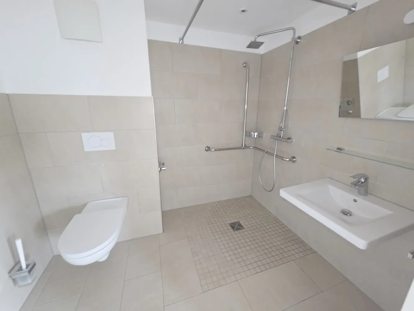 1 Zimmer Wohnung mit 33 m² in Köln – Bild 2