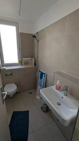 2 Zimmer Wohnung mit 54 m² in Berlin – Bild 7