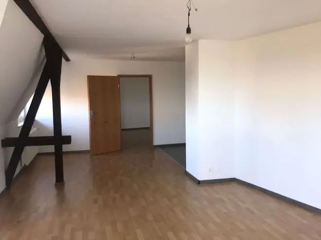 4 Zimmer Wohnung mit 94 m² in Halle (Saale) – Bild 9