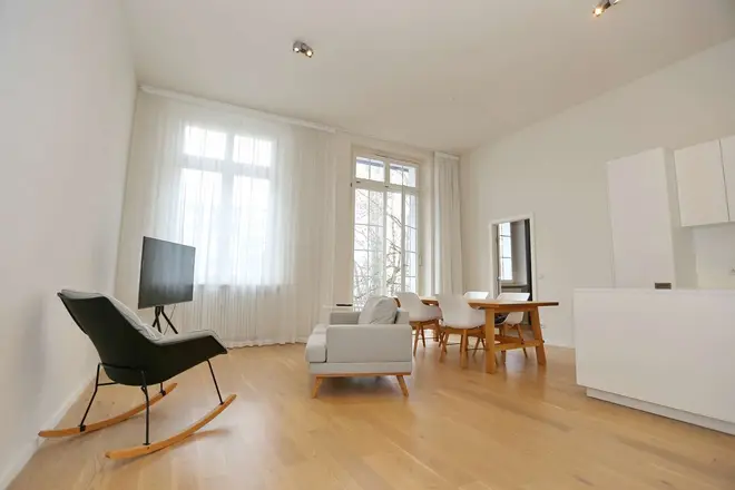 2 Zimmer Wohnung mit 75 m² in Berlin – Bild 2