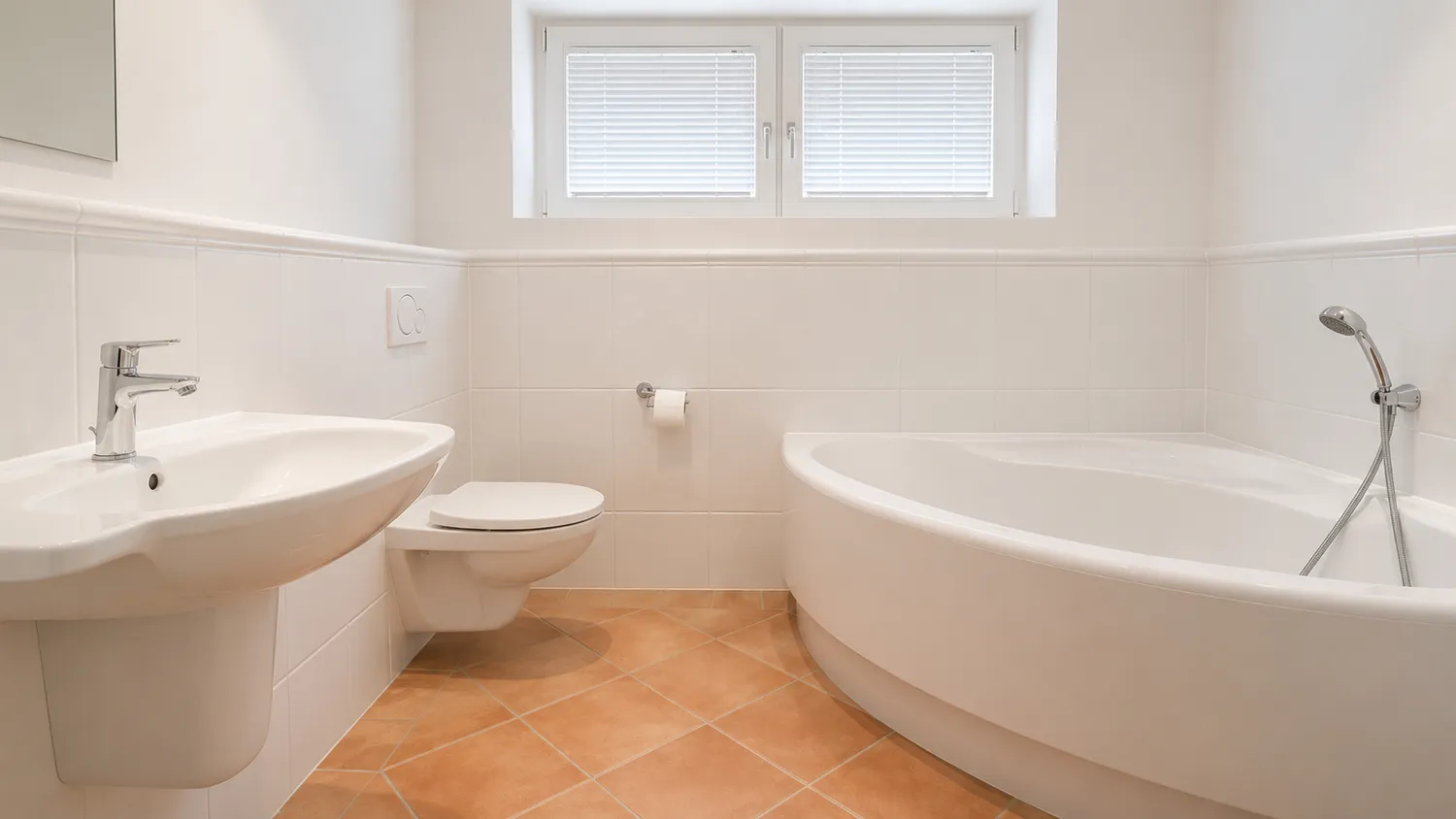 7 Zimmer Haus mit 236 m² in Düsseldorf – Bild 3
