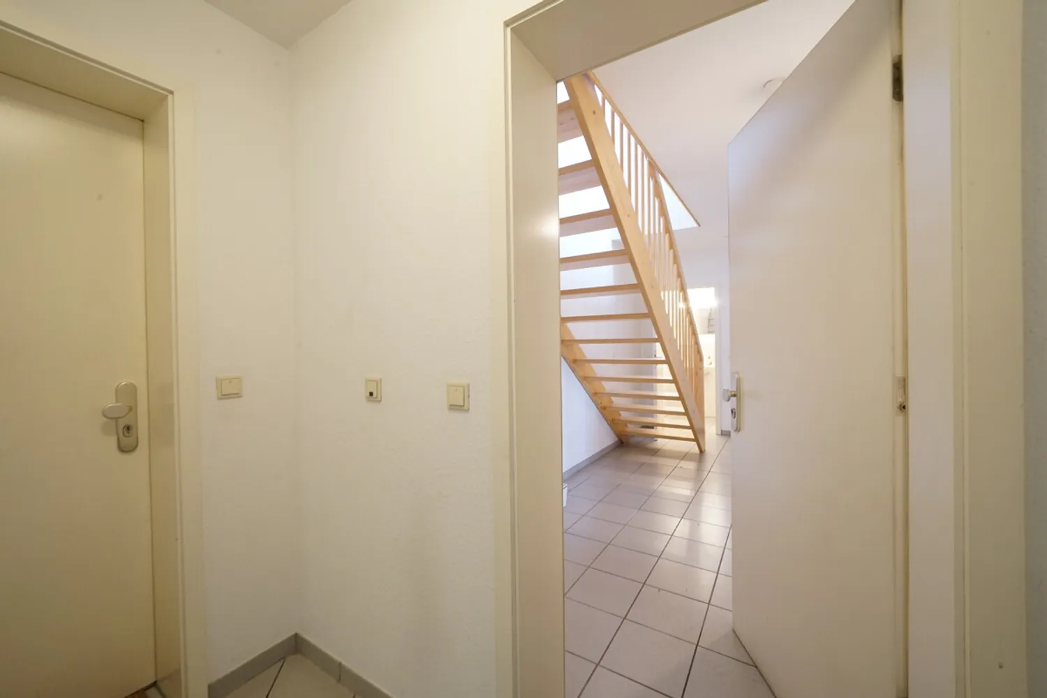 3 Zimmer Wohnung mit 98 m² in Köln – Bild 3