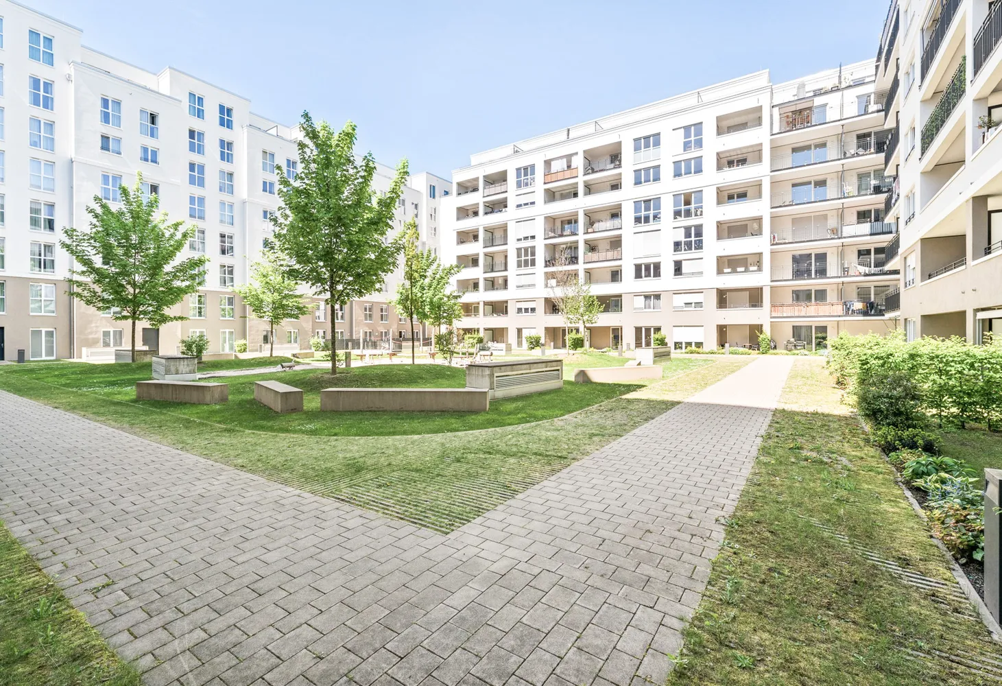 1 Zimmer Wohnung mit 29 m² in Frankfurt am Main – Bild 11