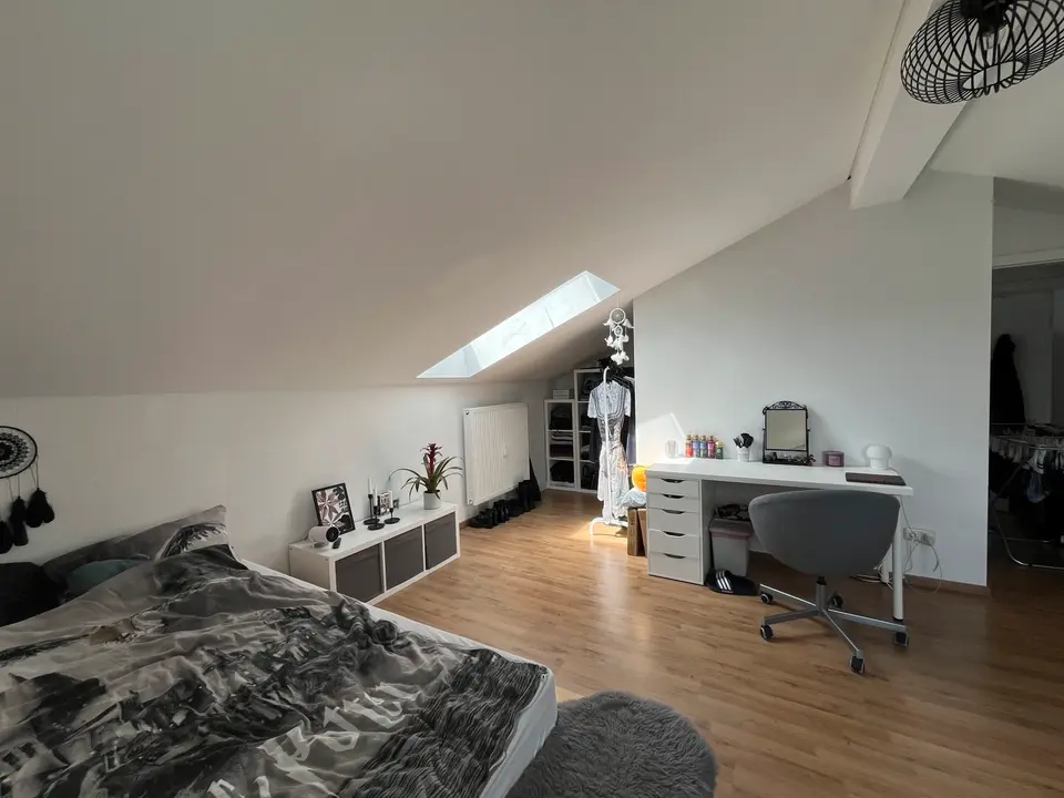 4 Zimmer Wohnung mit 20 m² in Regensburg – Bild 3