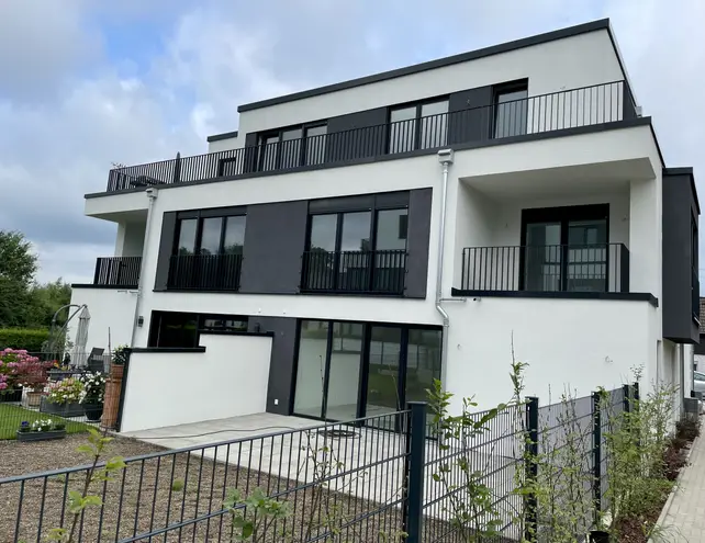 3 Zimmer Wohnung mit 95 m² in Essen – Bild 2