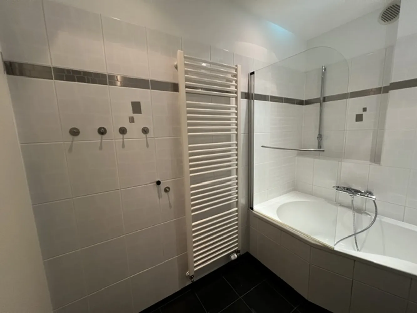 3 room apartment with 78 m² in Hanover – Photo 3