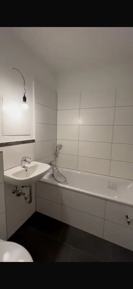 4 Zimmer Wohnung mit 66 m² in Halle (Saale) – Bild 5