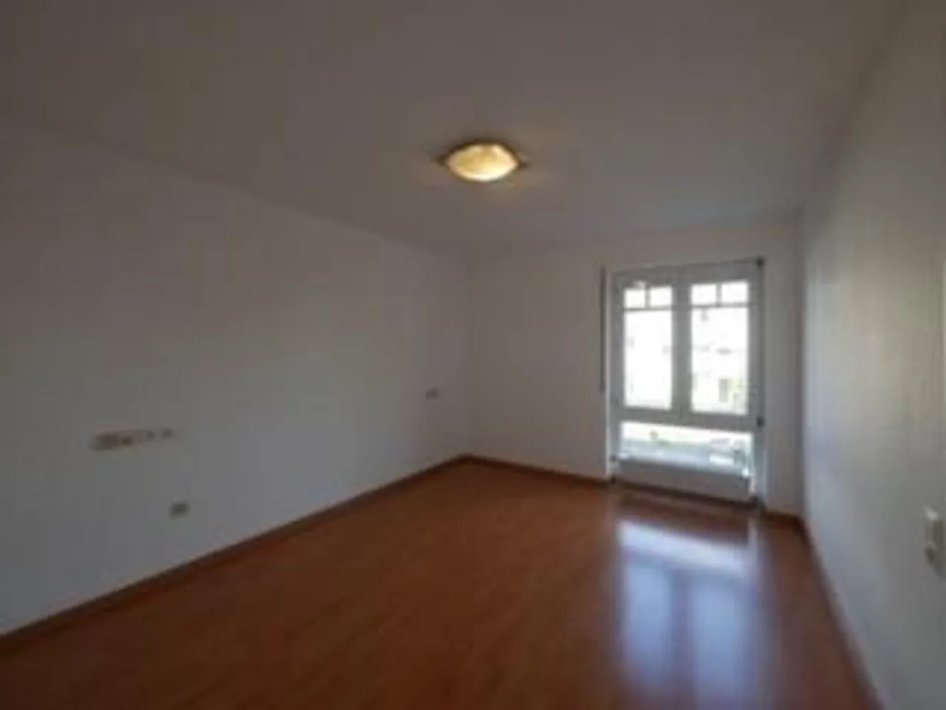2 Zimmer Wohnung mit 44 m² in Esslingen am Neckar – Bild 2