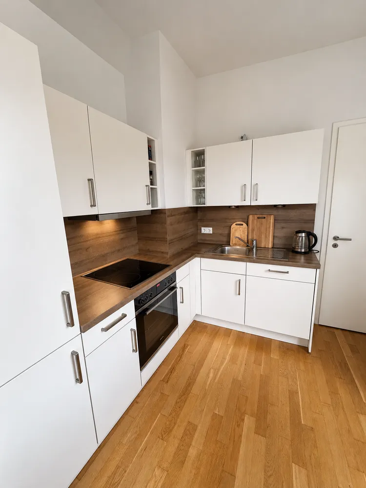2 Zimmer Wohnung mit 75 m² in Hamburg – Bild 12