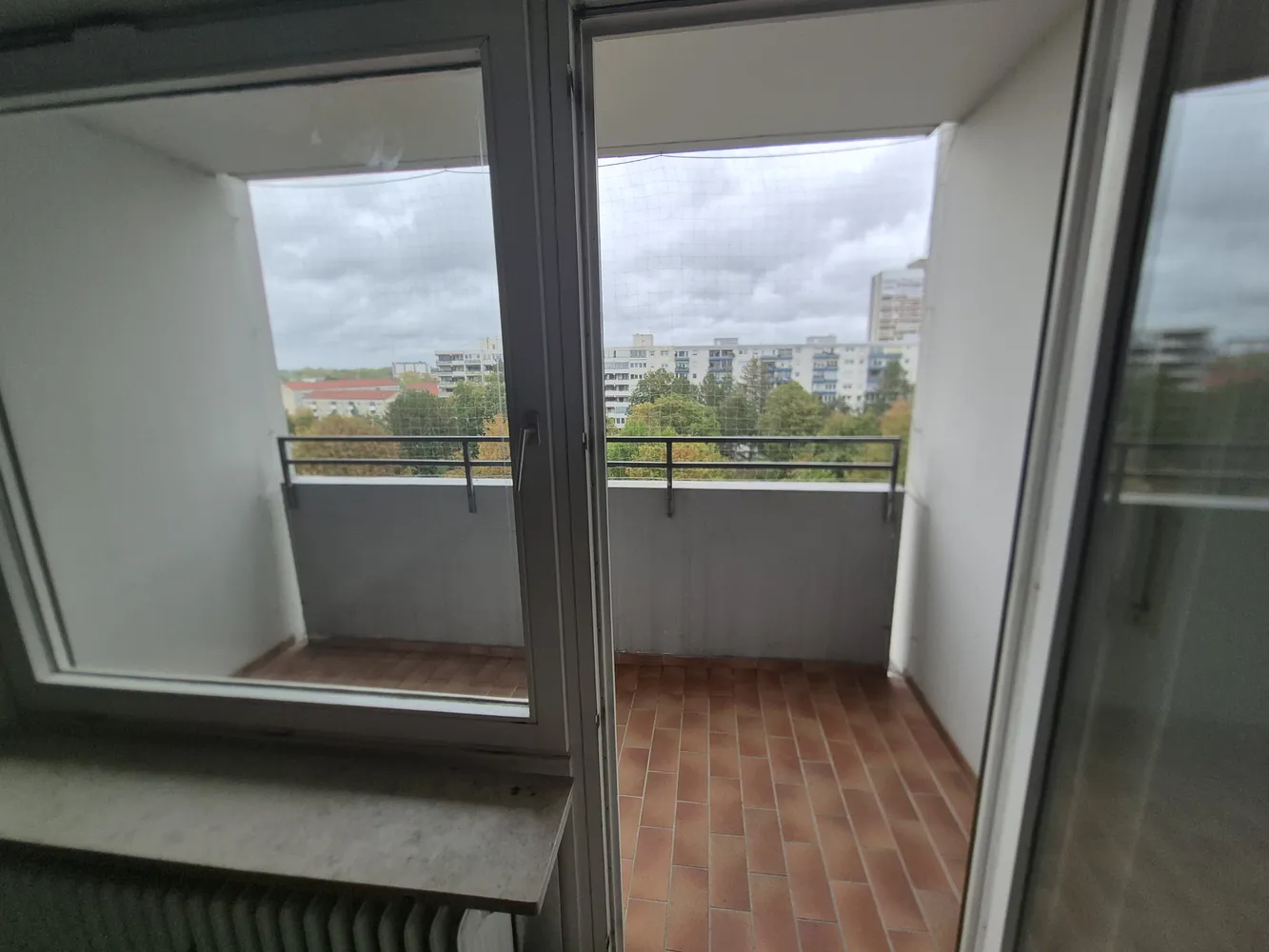 1 room apartment with 30 m² in Augsburg – Photo 9