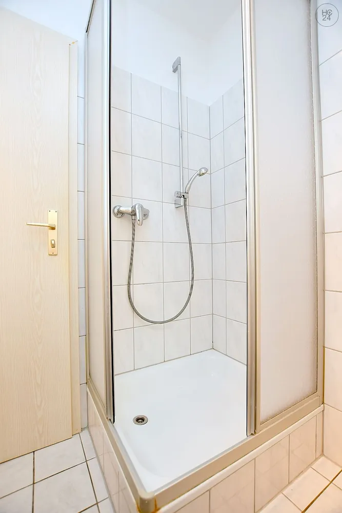 1 Zimmer Wohnung mit 22 m² in Stuttgart – Bild 7