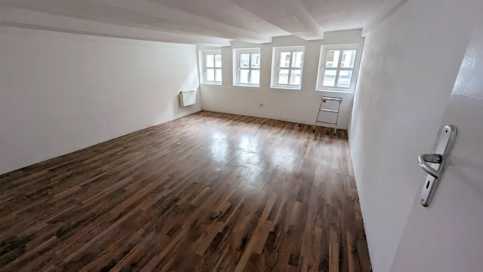4 Zimmer Wohnung mit 145 m² in Braunschweig – Bild 1