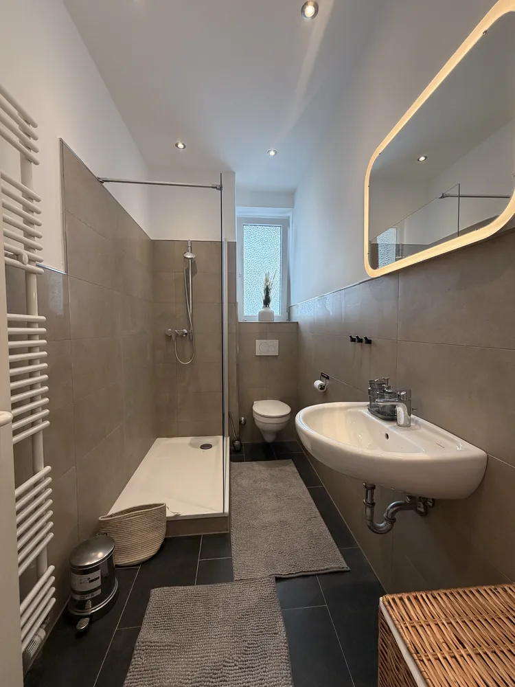 2 Zimmer Wohnung mit 64 m² in Düsseldorf – Bild 3